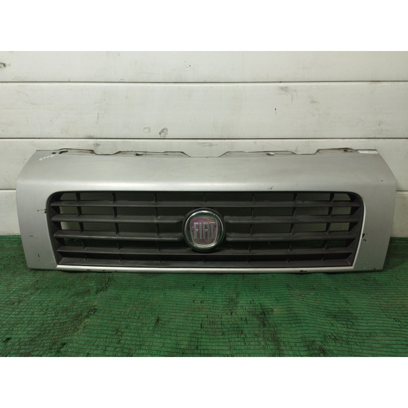 Recambio de rejilla delantera para fiat ducato autobús (250_) 130 multijet 2,3 d referencia OEM IAM   