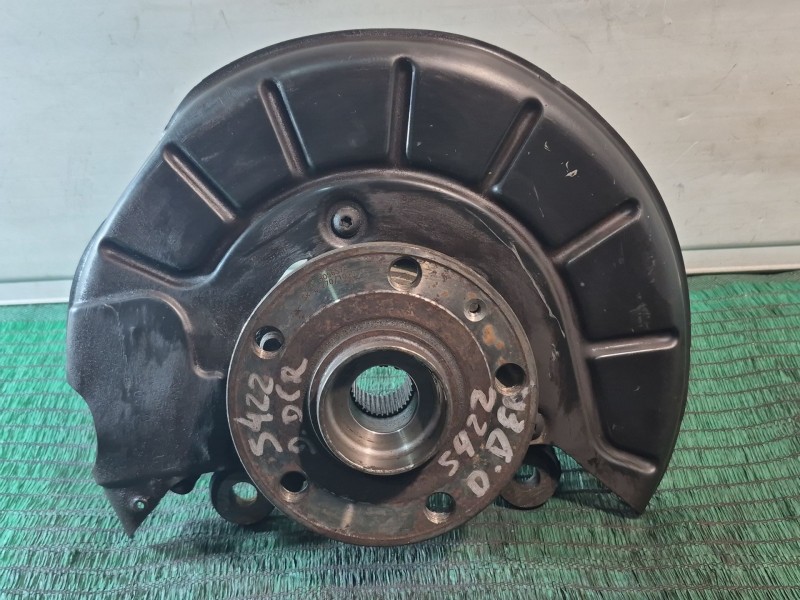 Recambio de mangueta delantera derecha para audi a3 (8p) 2.0 tdi referencia OEM IAM   