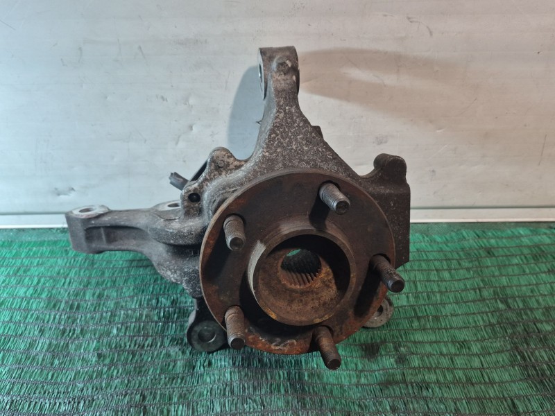 Recambio de mangueta delantera izquierda para chrysler grand voyager limited referencia OEM IAM 04694949AA 04694949AA 04694949AA