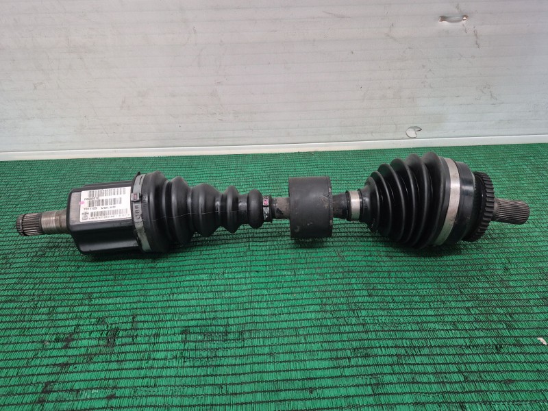 Recambio de transmision delantera izquierda para volvo s60 berlina 2.4 diesel cat referencia OEM IAM P8689210 P8689210 P8689210