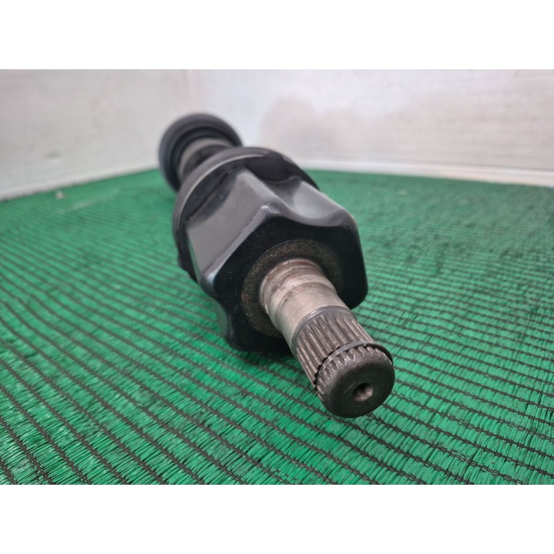 Recambio de transmision delantera izquierda para volvo s60 berlina 2.4 diesel cat referencia OEM IAM P8689210 P8689210 P8689210