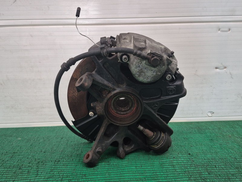 Recambio de mangueta delantera izquierda para mercedes-benz clase m (w163) 270 cdi (163.113) referencia OEM IAM   