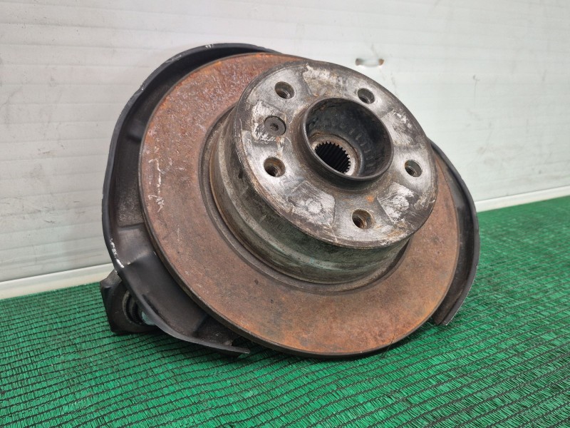 Recambio de mangueta trasera derecha para bmw 1 (e87) 116 i referencia OEM IAM T8518S T8518S T8518S