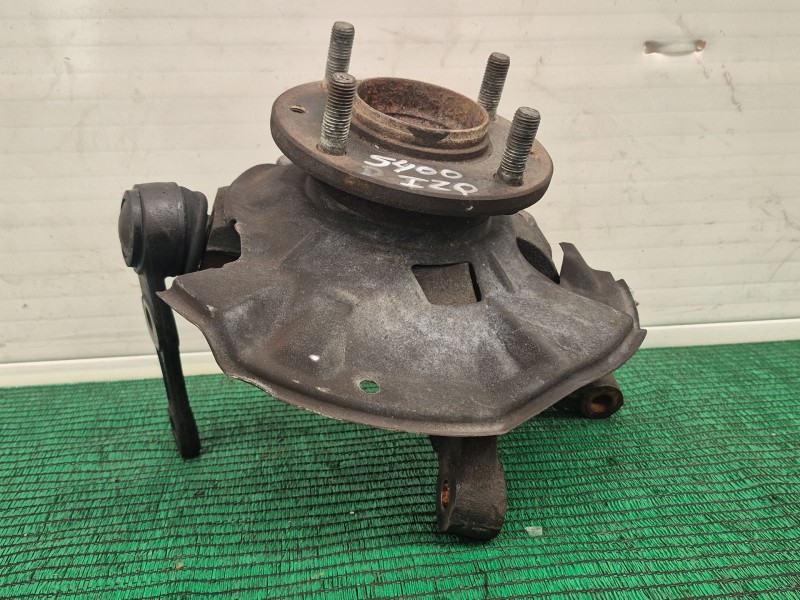 Recambio de mangueta delantera izquierda para kia carens referencia OEM IAM   