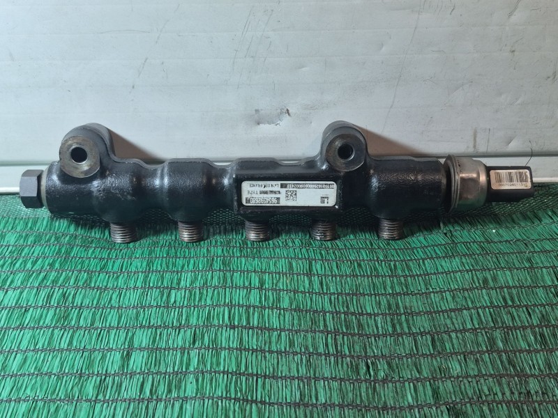 Recambio de rampa inyectora para citroën c4 berlina lx referencia OEM IAM 9654592680 9654592680 9654592680