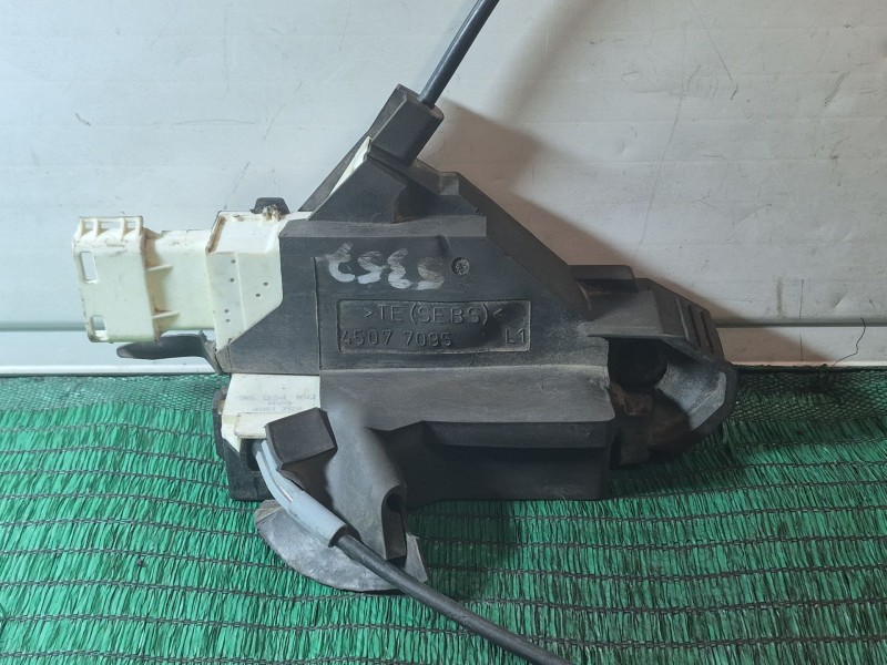 Recambio de cerradura puerta delantera izquierda para citroën c4 berlina referencia OEM IAM   