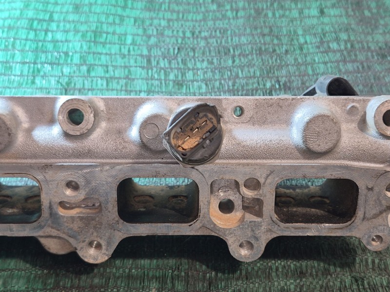 Recambio de colector admision para volkswagen golf plus (521) referencia OEM IAM 03C133204AA 03C133204AA 03C133204AA