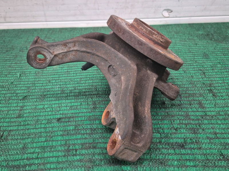 Recambio de mangueta delantera izquierda para peugeot 307 cc (3b) 2.0 hdi 135 referencia OEM IAM   