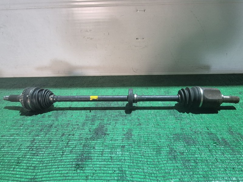 Recambio de transmision delantera derecha para kia carens referencia OEM IAM   