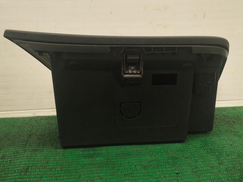 Recambio de guantera para seat leon (1p1) 1.6 tdi referencia OEM IAM   