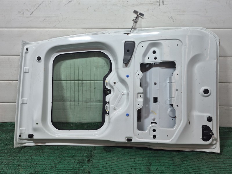 Recambio de puerta carga izquierda para dacia dokker furgoneta/monovolumen 1.5 dci (feaj) referencia OEM IAM   