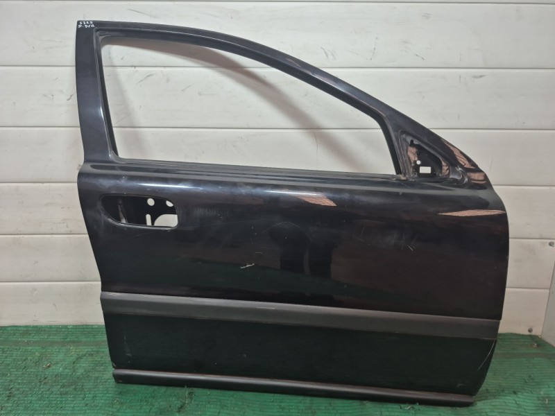 Recambio de puerta delantera derecha para volvo s60 berlina referencia OEM IAM   