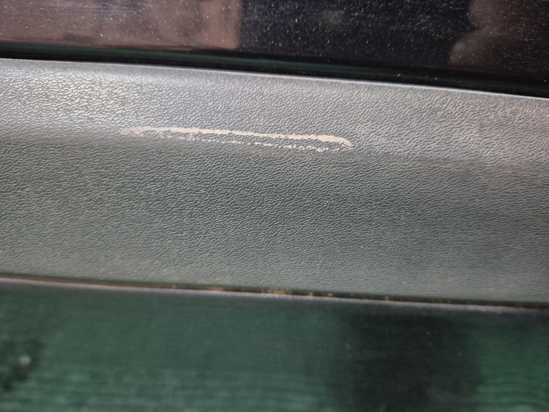 Recambio de puerta delantera derecha para volvo s60 berlina referencia OEM IAM   