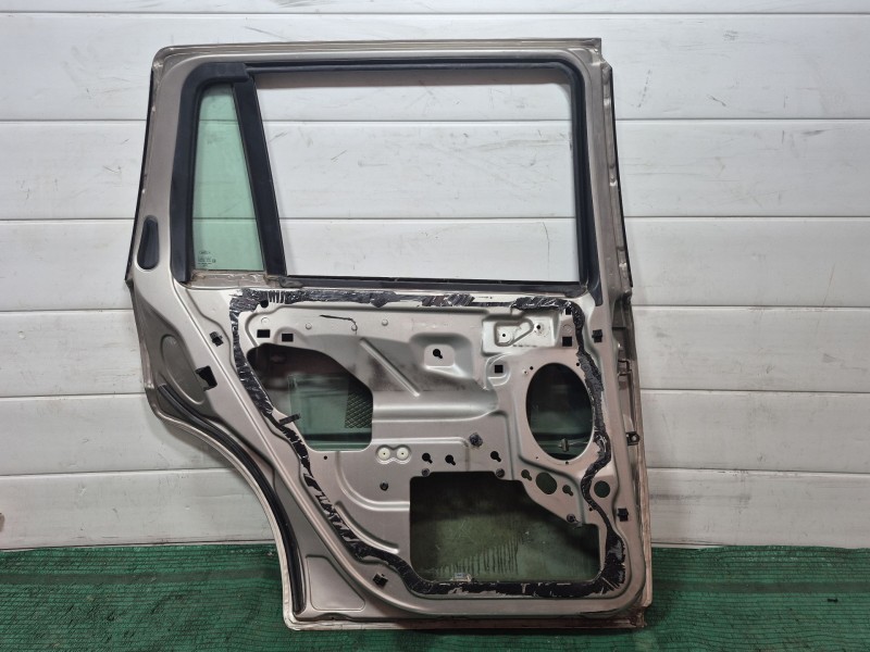 Recambio de puerta trasera izquierda para ford mondeo turnier (ge) trend (06.2003) (d) referencia OEM IAM   
