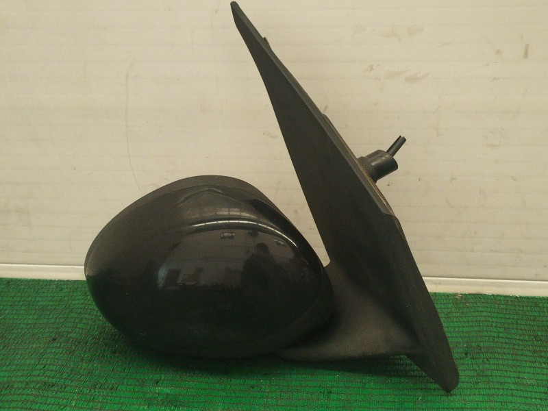 Recambio de retrovisor derecho para toyota aygo (kgb/wnb) básico referencia OEM IAM 879100H011 879100H011 879100H011