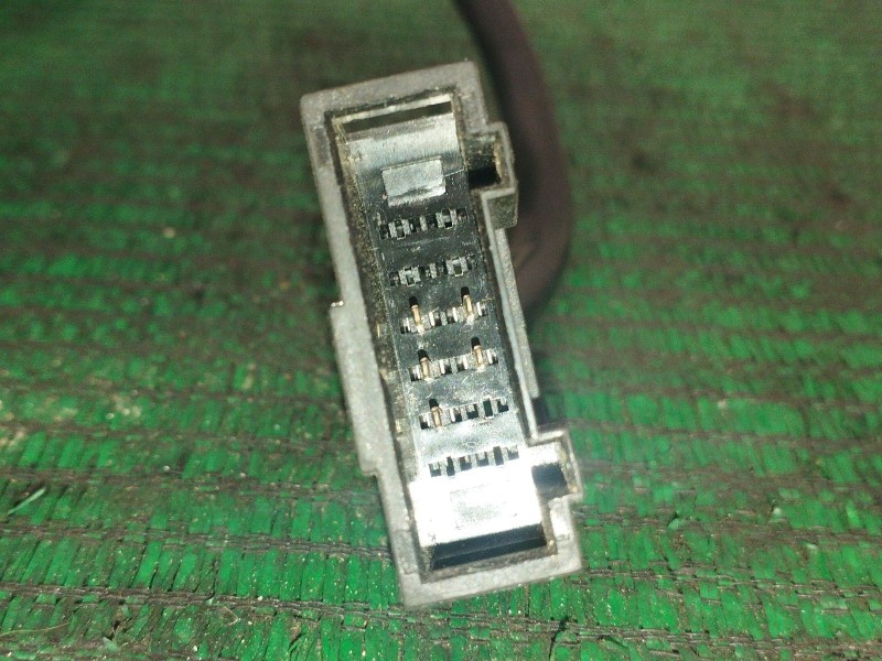 Recambio de retrovisor izquierdo para volkswagen golf iv (1j1) 1.4 16v referencia OEM IAM E90411900 E90411900 E90411900