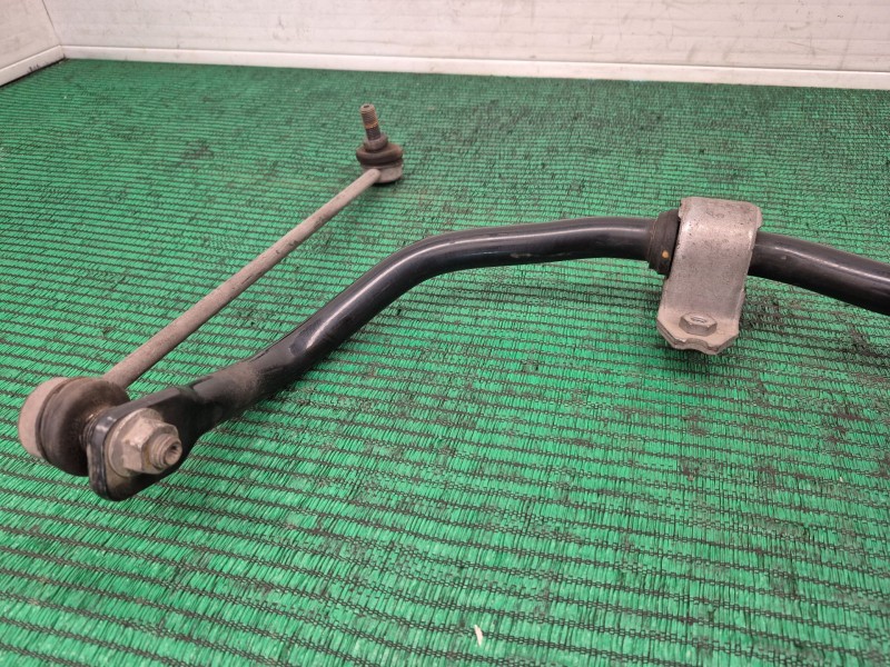 Recambio de barra estabilizadora delantera para volkswagen golf v berlina (1k1) referencia OEM IAM 1K0411333C 1K0411335C 1K04113