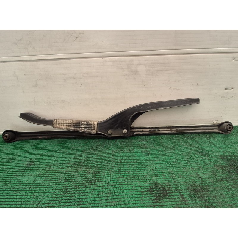 Recambio de travesaño inferior para smart fortwo coupé (451) 1.0 turbo (451.332) referencia OEM IAM   