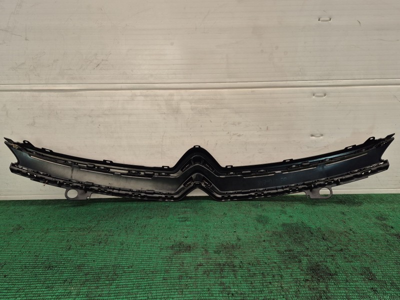 Recambio de rejilla delantera para citroën c4 picasso referencia OEM IAM AA36414152 AA36414152 AA36414152