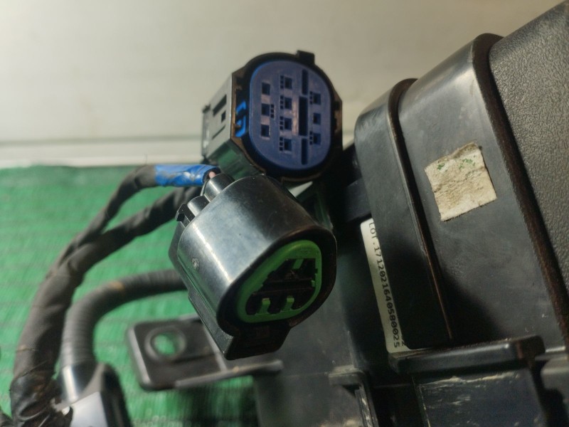 Recambio de caja reles / fusibles para hyundai ioniq (ae) 1.6 gdi hybrid referencia OEM IAM 91213G2164 91213G2164 91213G2164