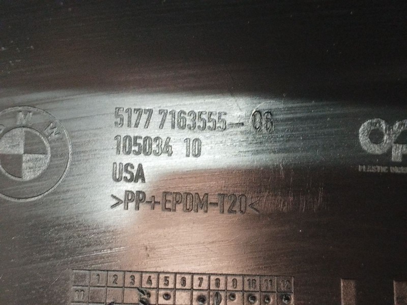 Recambio de faldon lateral para bmw x5 (e70) 3.0 d referencia OEM IAM   