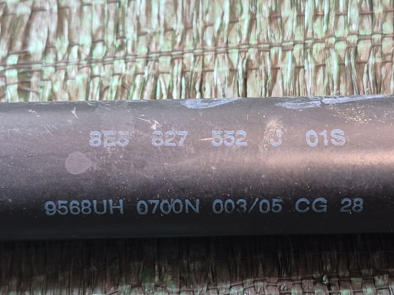 Recambio de amortiguadores maletero / porton para citroën c4 berlina referencia OEM IAM 8E5827552J01S 9568UH 9568UH