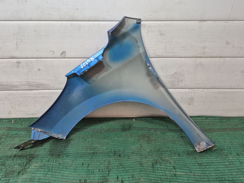 Recambio de aleta delantera derecha para peugeot 207/207+ (wa_, wc_) 1.6 hdi referencia OEM IAM   