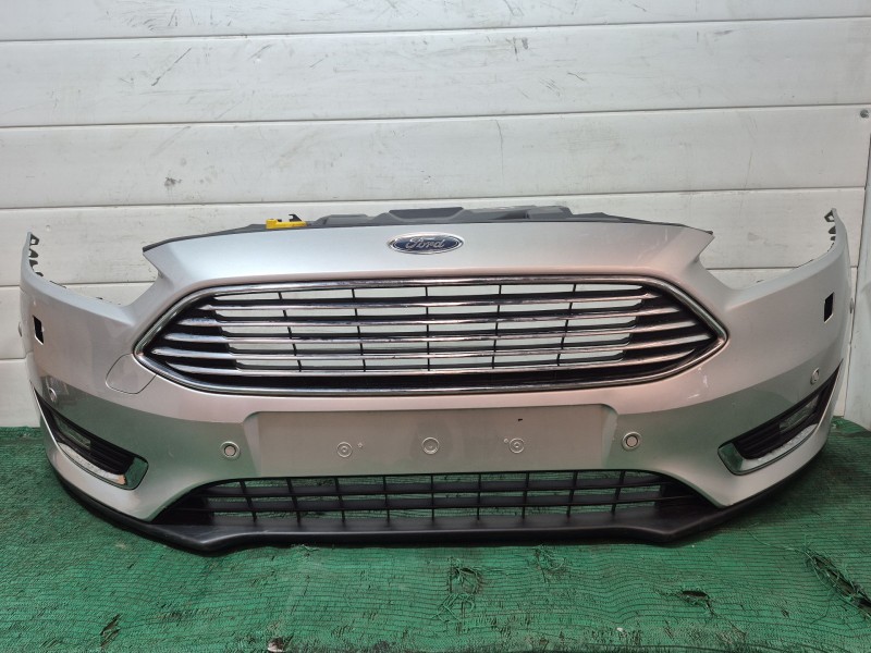 Recambio de paragolpes delantero para ford focus iii 1.5 tdci referencia OEM IAM F1EB17757AJ F1EB17757AJ F1EB17757AJ