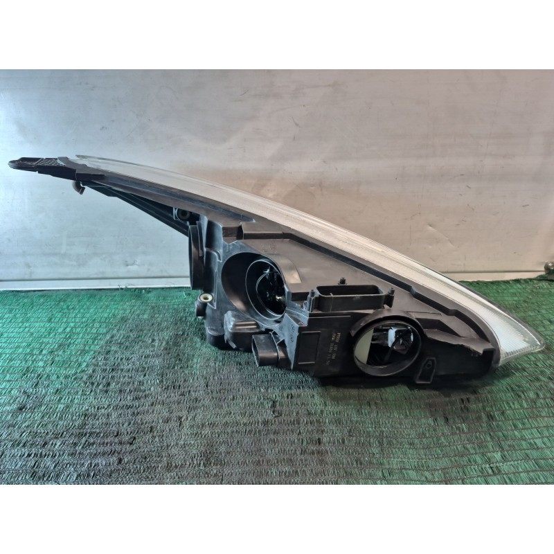 Recambio de faro derecho para ford focus iii 1.5 tdci referencia OEM IAM   