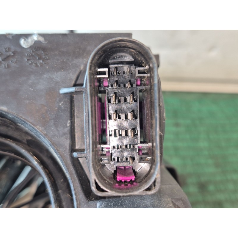 Recambio de faro derecho para ford focus iii 1.5 tdci referencia OEM IAM   