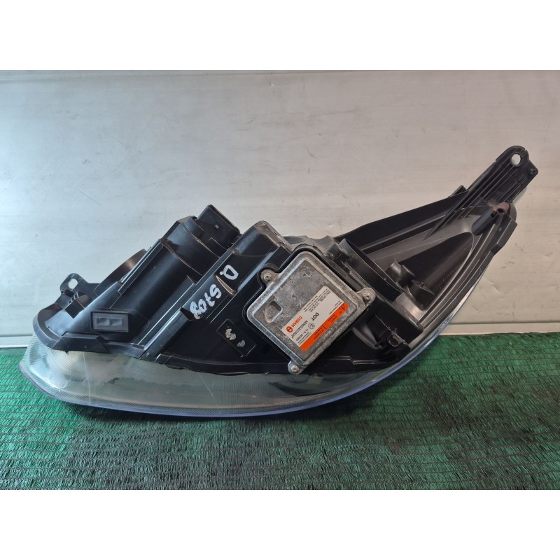 Recambio de faro xenon derecho para ford focus iii 1.5 tdci referencia OEM IAM   