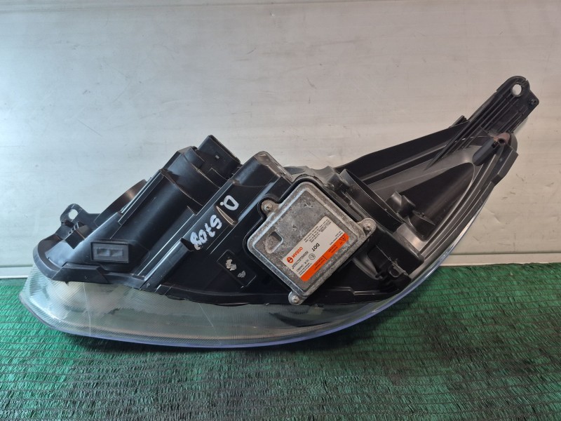 Recambio de faro xenon derecho para ford focus iii 1.5 tdci referencia OEM IAM   