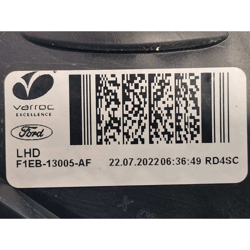 Recambio de faro xenon derecho para ford focus iii 1.5 tdci referencia OEM IAM   