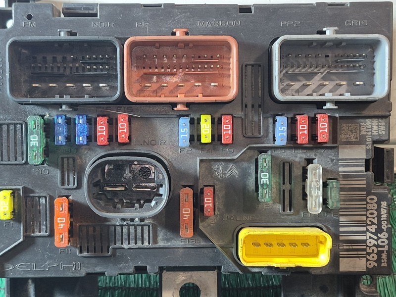Recambio de caja reles / fusibles para peugeot 307 sw (3h) 1.6 16v referencia OEM IAM   