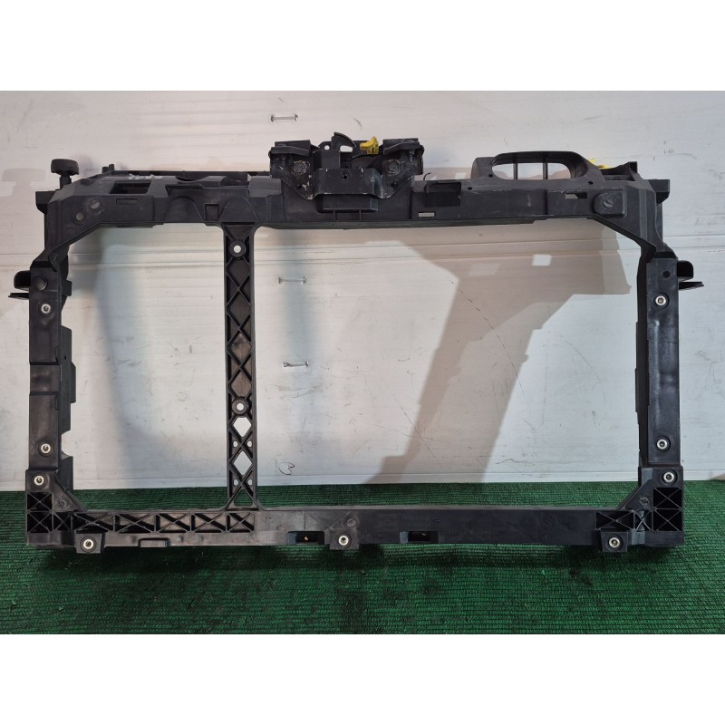 Recambio de panel frontal para ford fiesta vi (cb1, ccn) 1.25 referencia OEM IAM FD03037A FD03037A 33306431