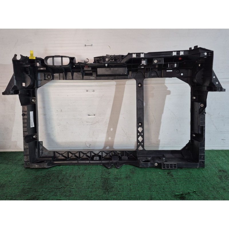 Recambio de panel frontal para ford fiesta vi (cb1, ccn) 1.25 referencia OEM IAM FD03037A FD03037A 33306431