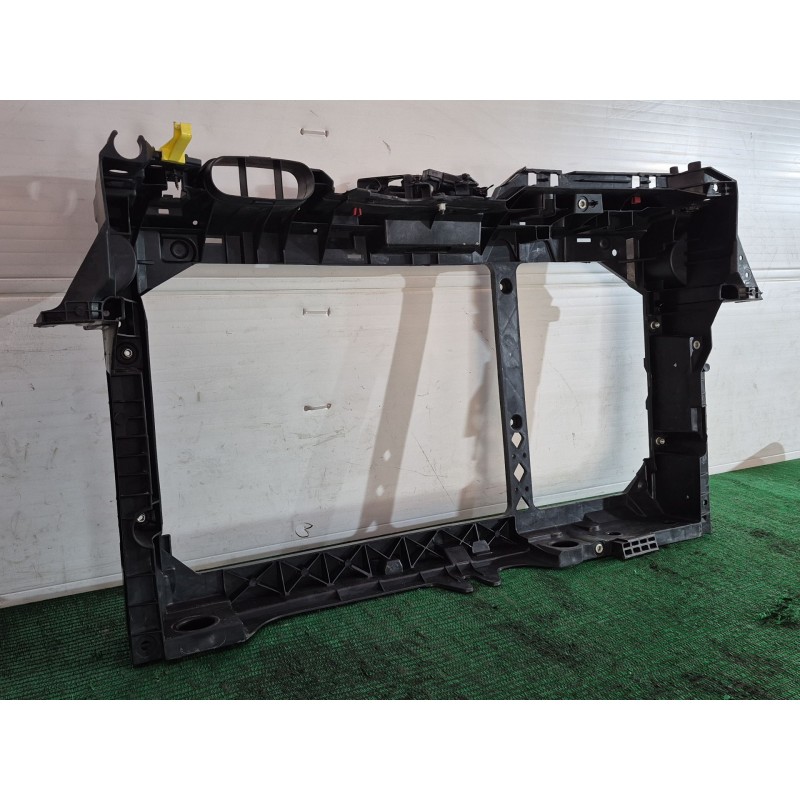 Recambio de panel frontal para ford fiesta vi (cb1, ccn) 1.25 referencia OEM IAM FD03037A FD03037A 33306431