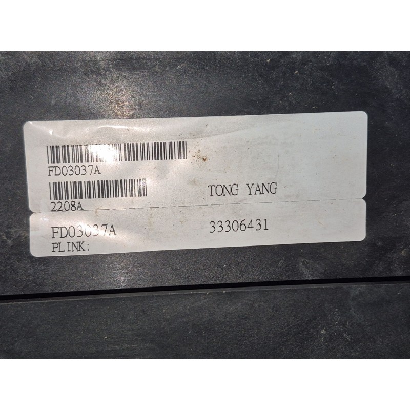 Recambio de panel frontal para ford fiesta vi (cb1, ccn) 1.25 referencia OEM IAM FD03037A FD03037A 33306431