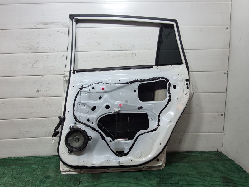 Recambio de puerta trasera derecha para toyota verso (_r2_) 1.6 d4-d (war20_) referencia OEM IAM   