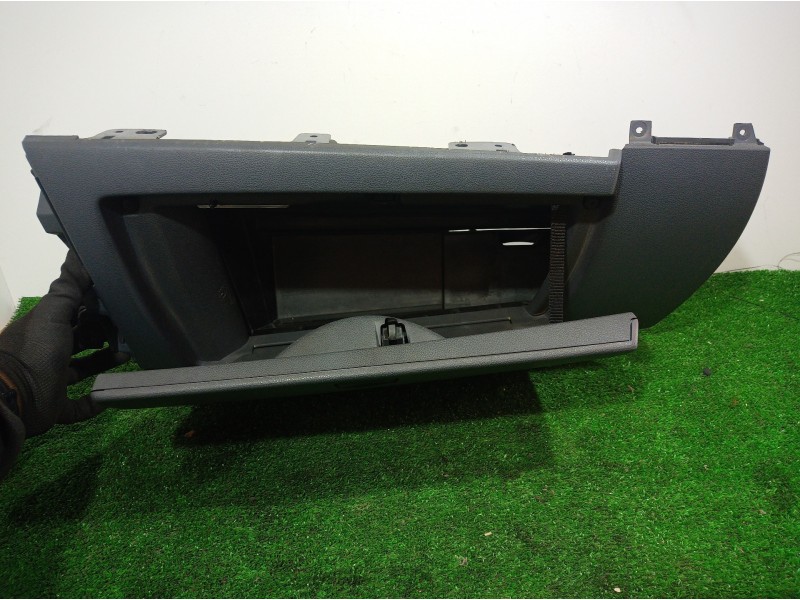 Recambio de guantera para bmw serie 1 berlina (e81/e87) 118d referencia OEM IAM 83845291 83845291 83845291
