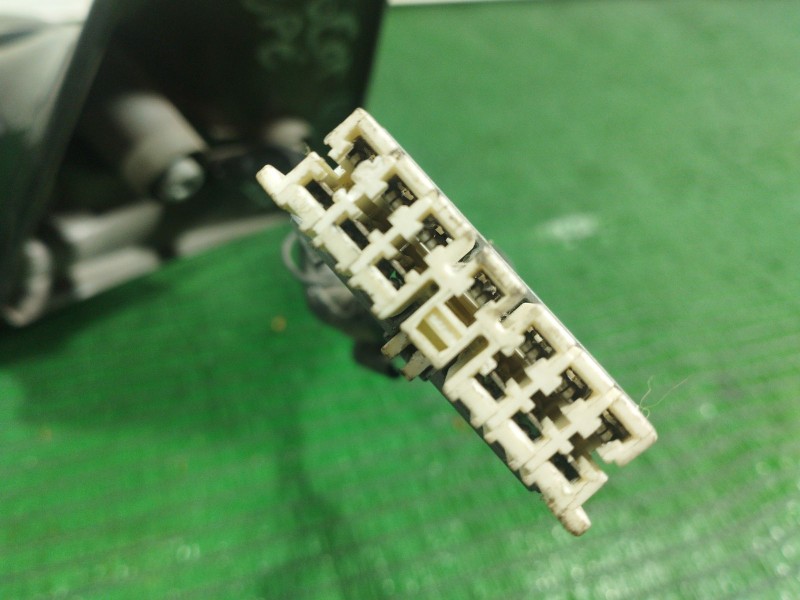 Recambio de retrovisor derecho para peugeot 406 coupe (s1/s2) referencia OEM IAM  NEGRO MET. 