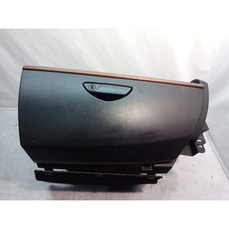 Recambio de guantera para lancia phedra (180) 3.0 v6 24v emblema cae referencia OEM IAM 148410407 148410407 148410407