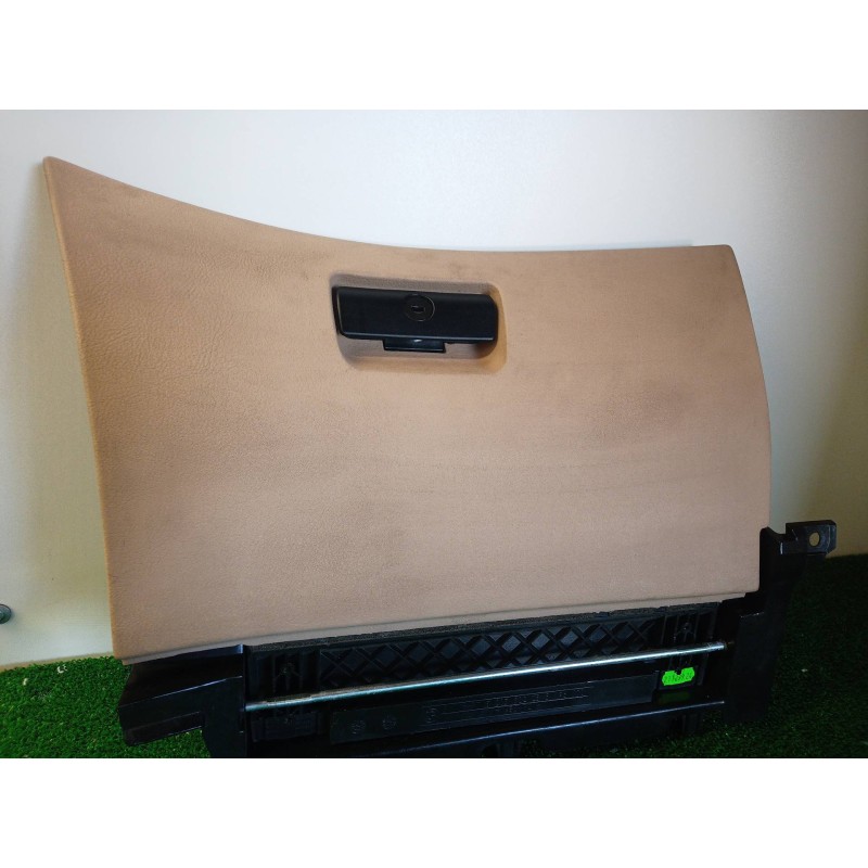 Recambio de guantera para bmw serie 3 coupe (e46) 2.0 16v cat referencia OEM IAM 8203822 8203822 8203822