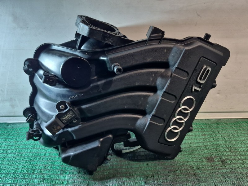 Recambio de colector admision para audi a3 (8l) referencia OEM IAM 06A133203 06A133203 06A133185LF