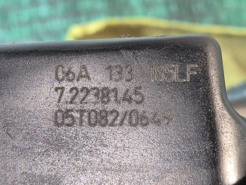 Recambio de colector admision para audi a3 (8l) referencia OEM IAM 06A133203 06A133203 06A133185LF