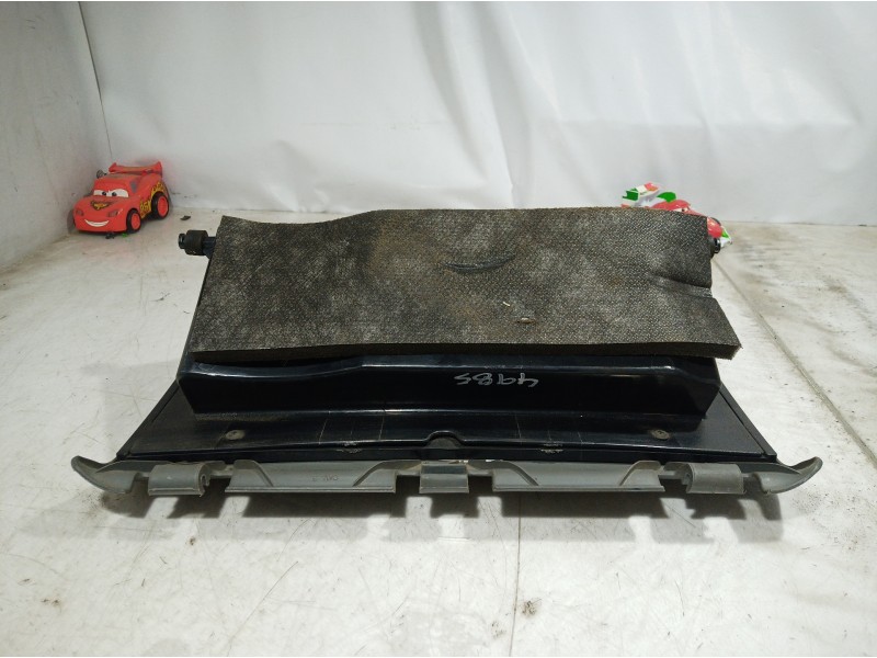 Recambio de guantera para chrysler voyager (rg) 2.8 crd executive referencia OEM IAM   