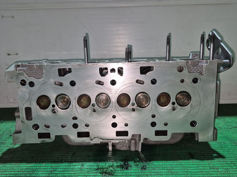 Recambio de culata para peugeot 308 referencia OEM IAM   