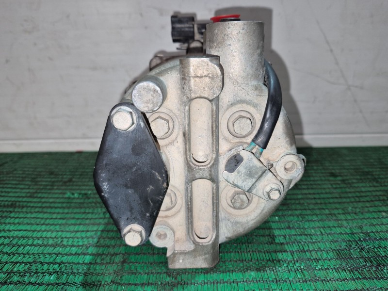 Recambio de compresor aire acondicionado para ford mondeo berlina (gd) referencia OEM IAM   