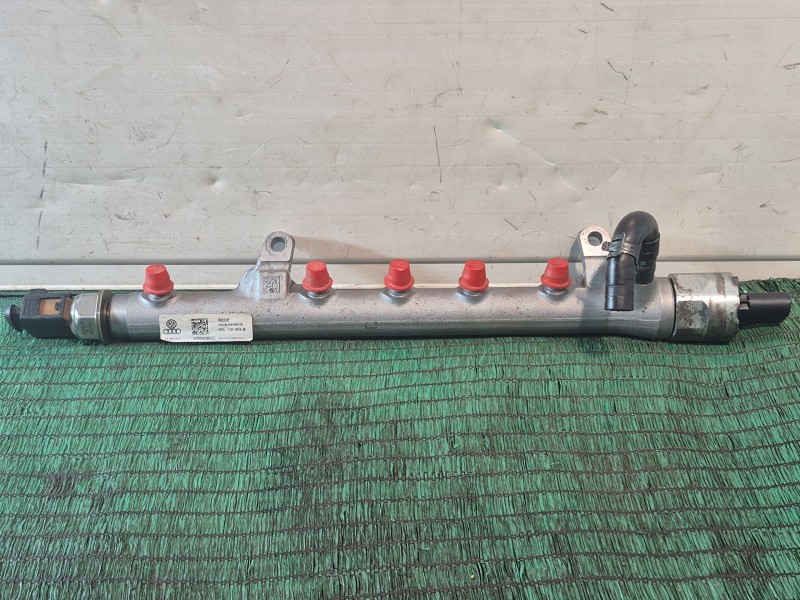 Recambio de rampa inyectora para volkswagen golf vi (5k1) advance referencia OEM IAM   