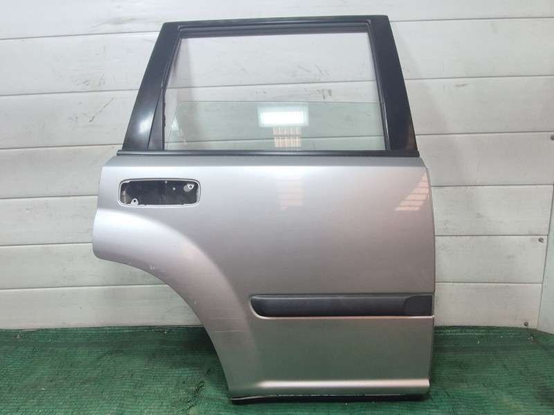 Recambio de puerta trasera derecha para nissan x-trail i (t30) 2.2 dci referencia OEM IAM   